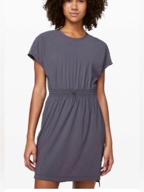 Lululemon throw it on dress, purple, size 8